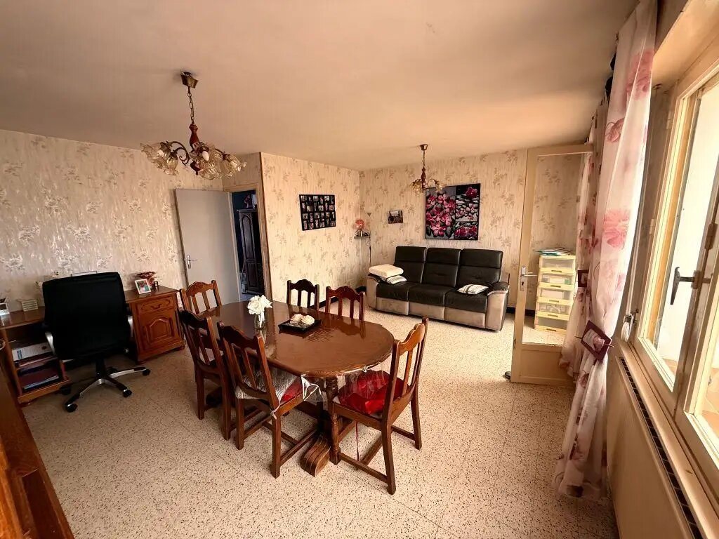 Maison à vendre, 81m², Solesmes