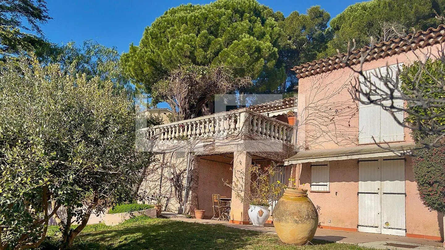 Maison à vendre, 300m², Vallauris
