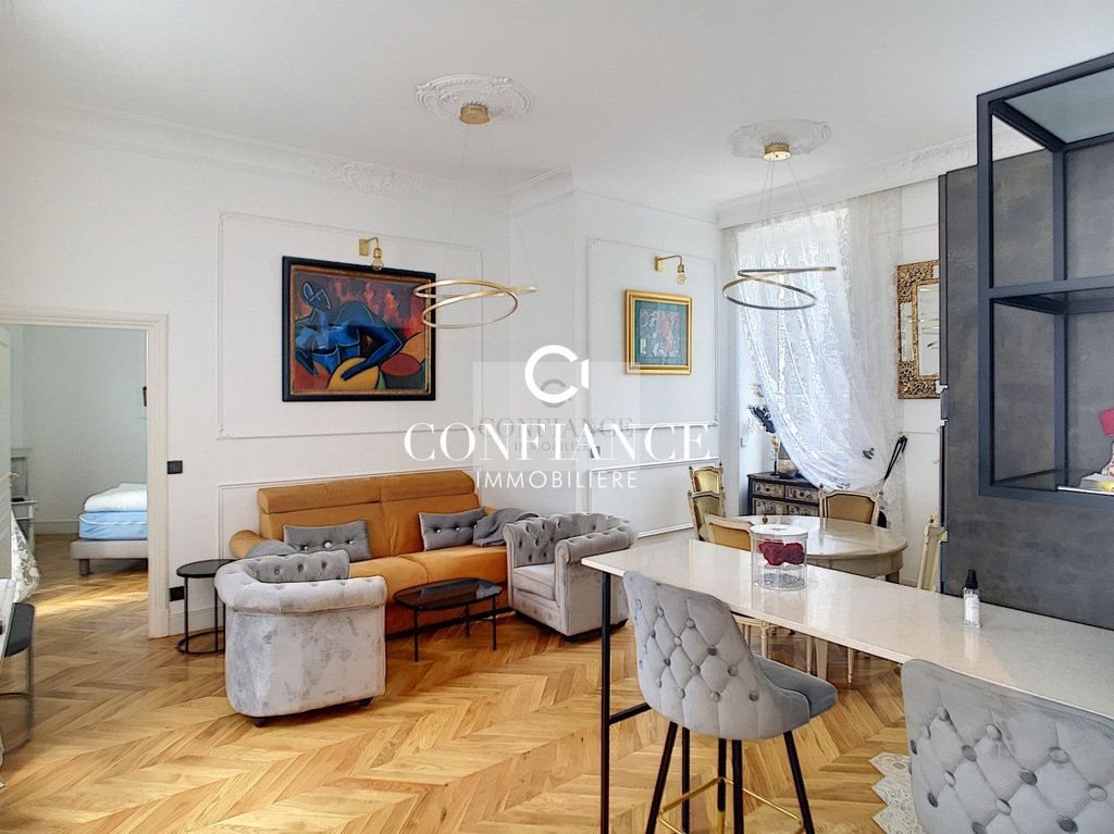 Appartement à louer, 77m², Nice