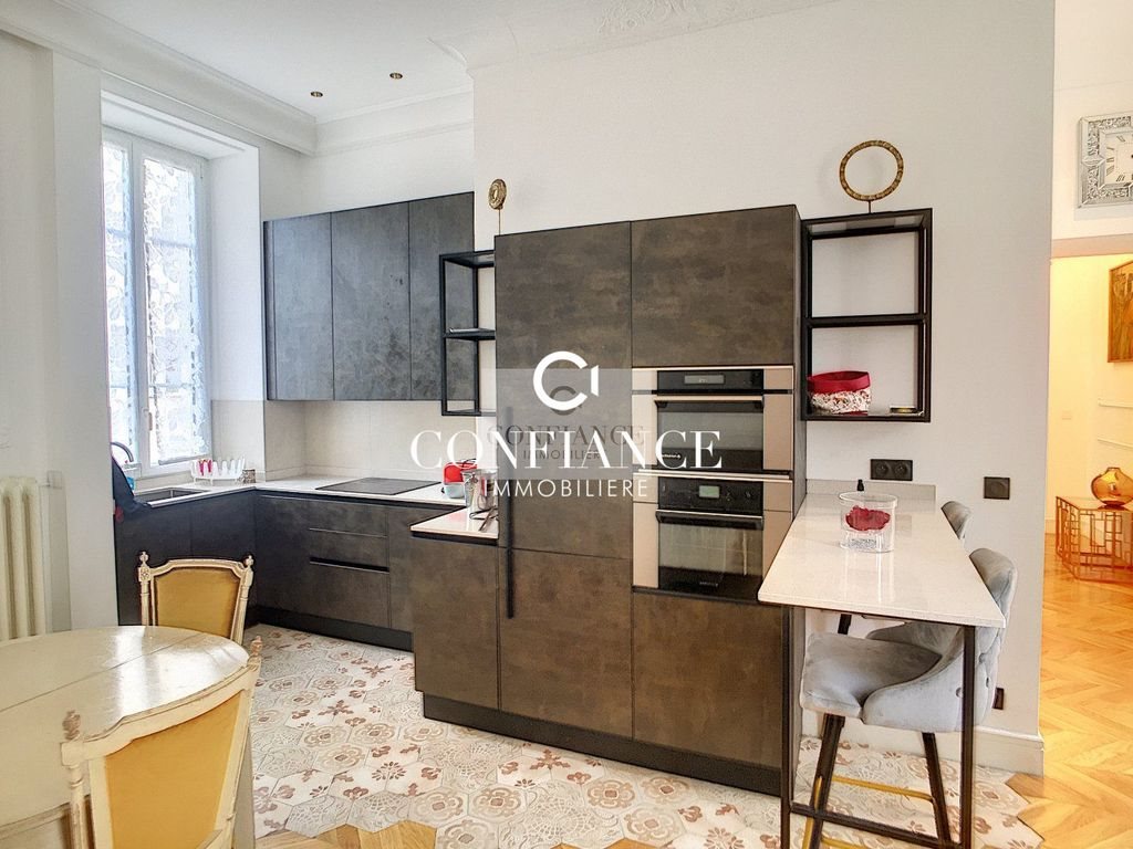 Appartement à louer, 77m², Nice