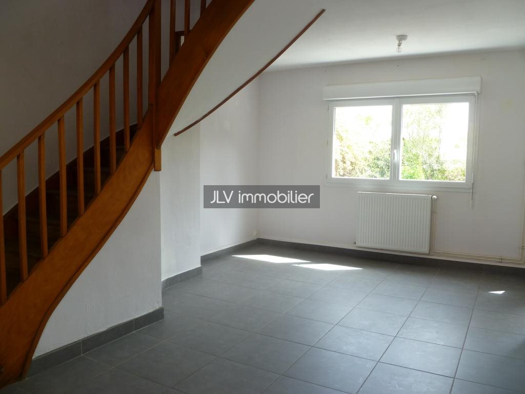 Maison à louer, 81m², Saint-Pol-sur-Mer