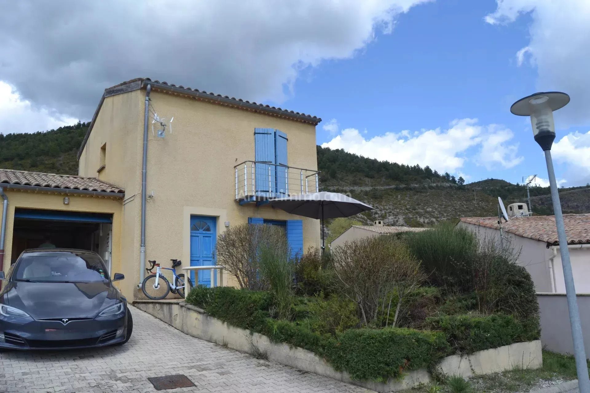 Maison à vendre, 78m², Castellane