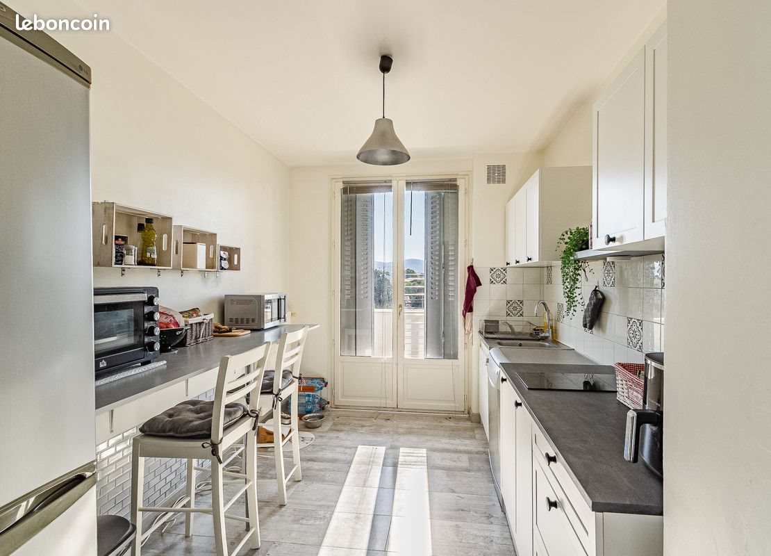 Appartement à vendre, 74m², Arnas