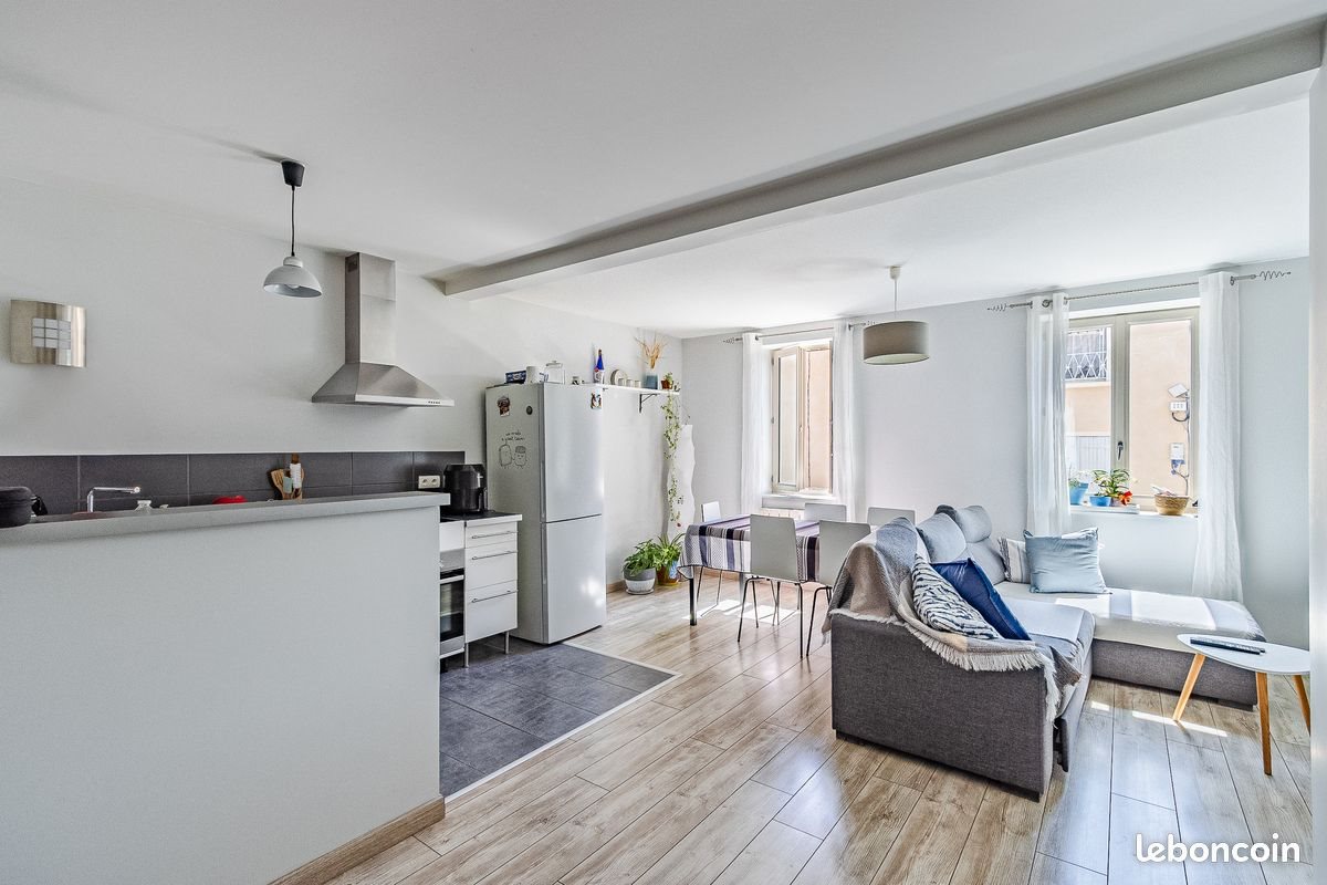 Appartement à vendre, 61m², Trévoux