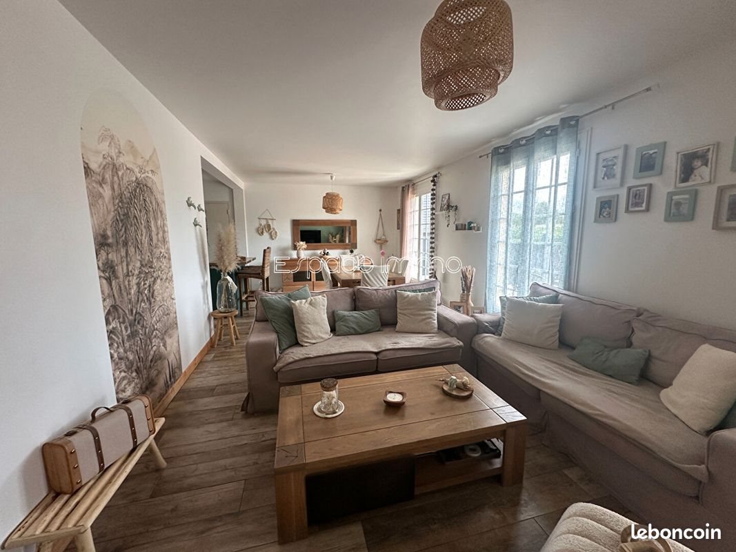 Maison à vendre, 125m², Eslettes