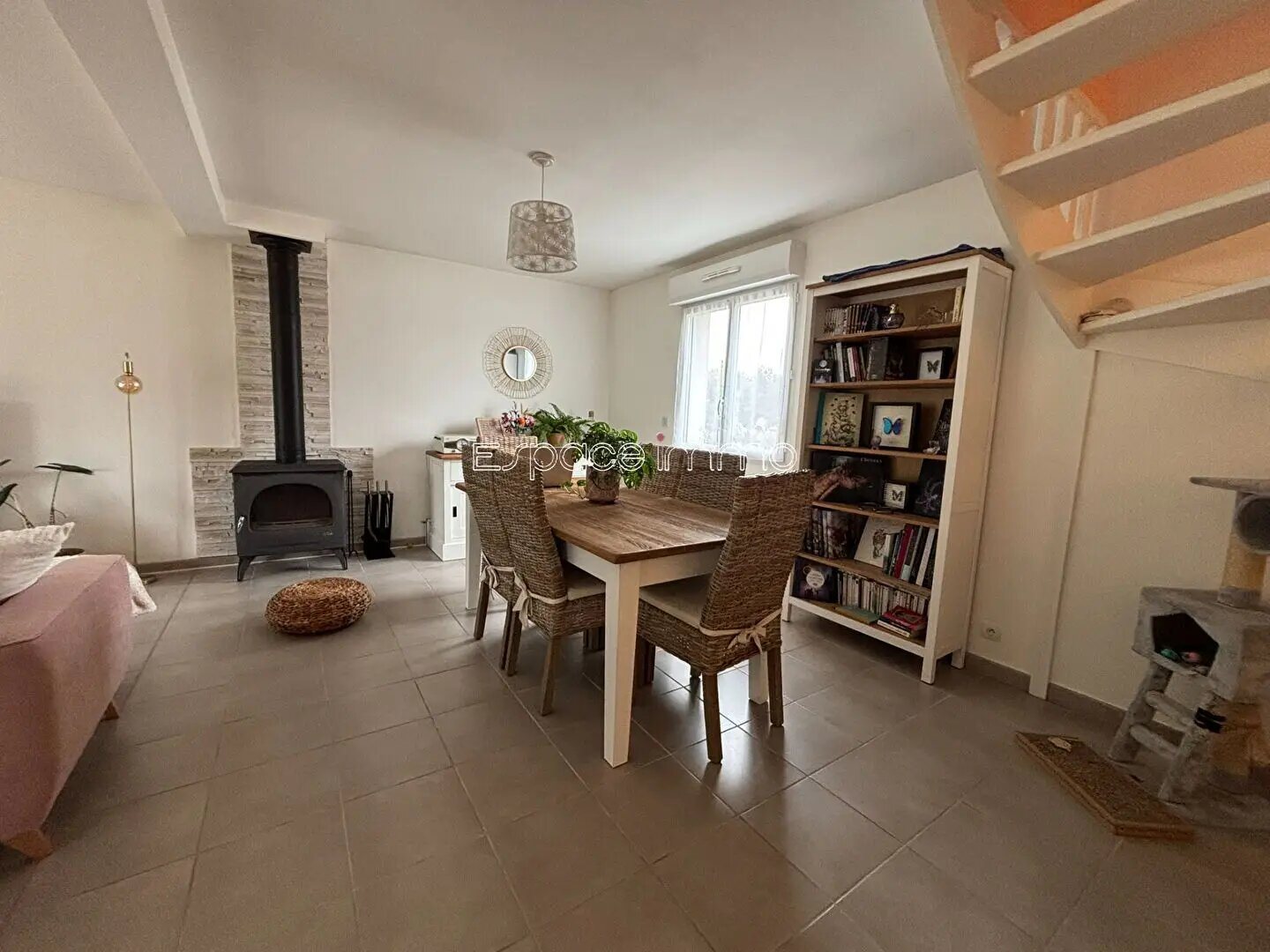 Maison à vendre, 91m², Sierville