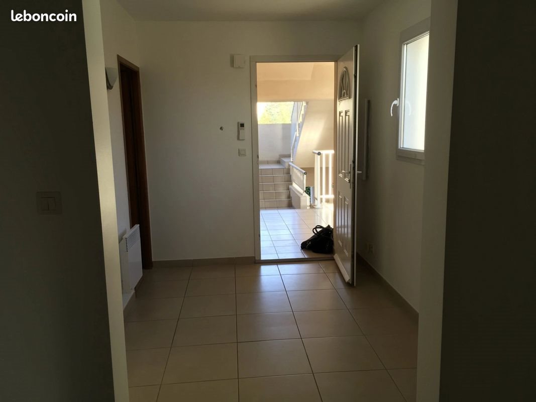 Appartement à louer, 102m², Ajaccio