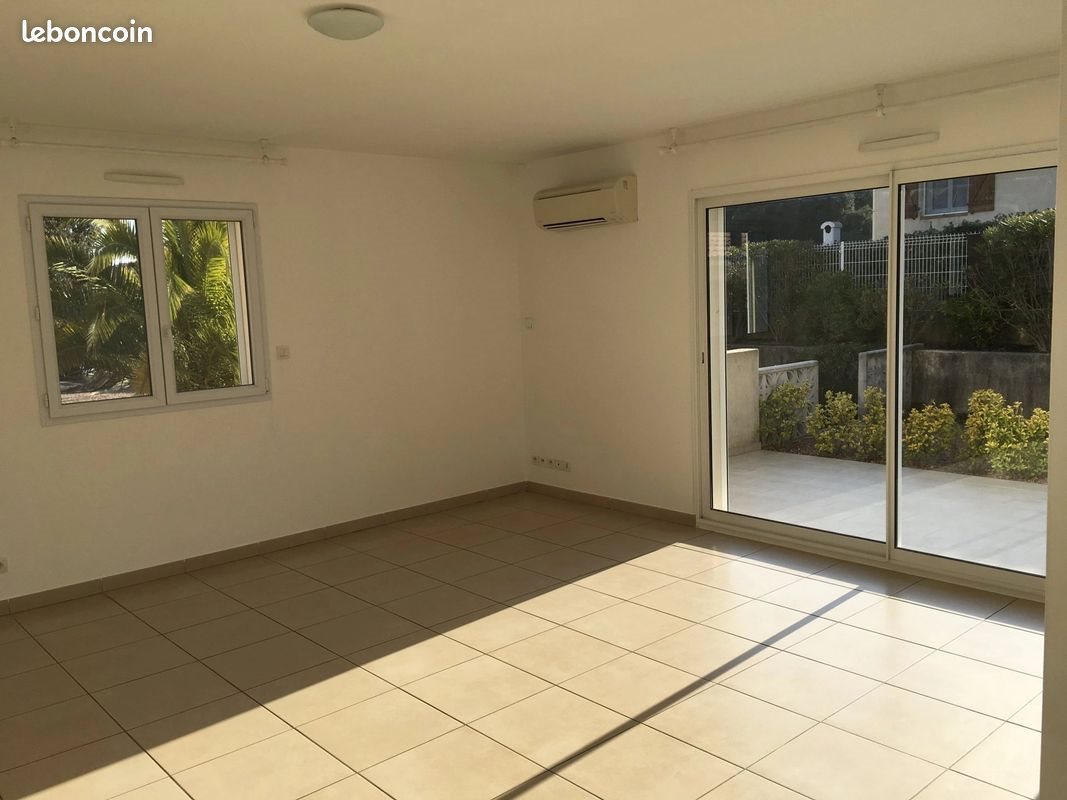 Appartement à louer, 102m², Ajaccio