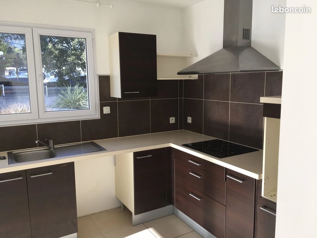 Appartement à louer, 102m², Ajaccio