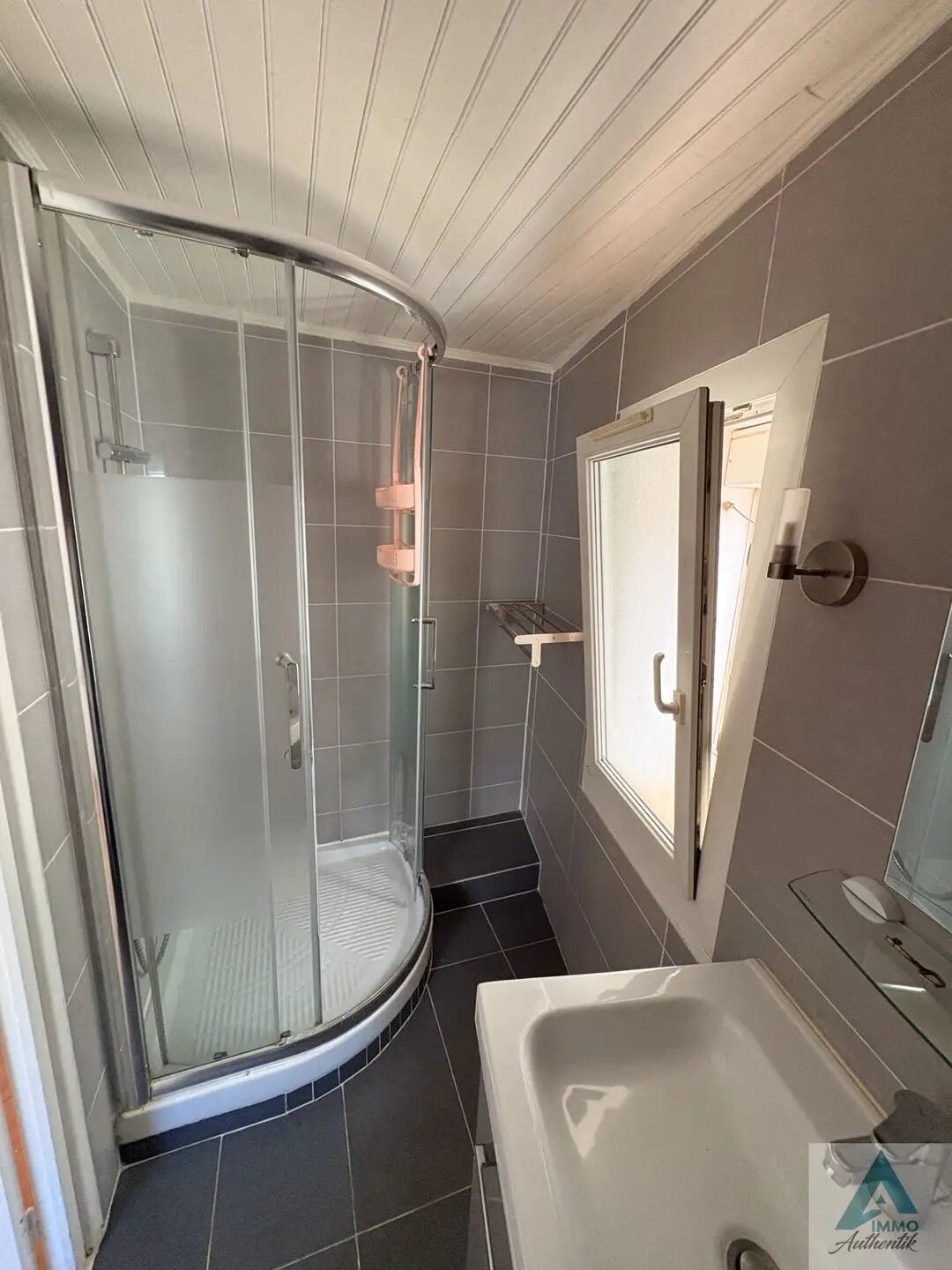 Appartement à louer, 75m², Saint-Zacharie