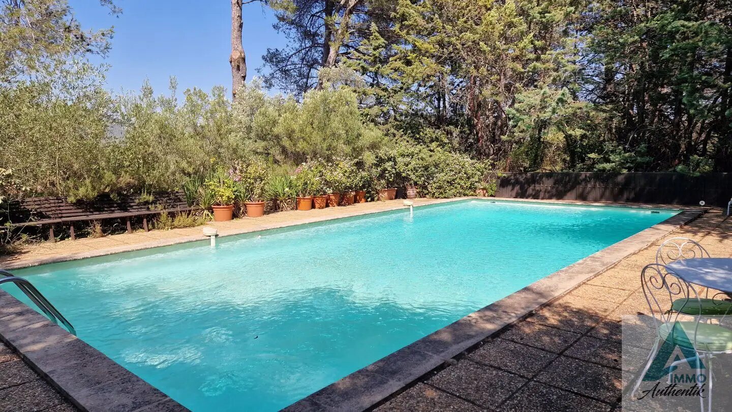 Maison à vendre, 132m², La Destrousse
