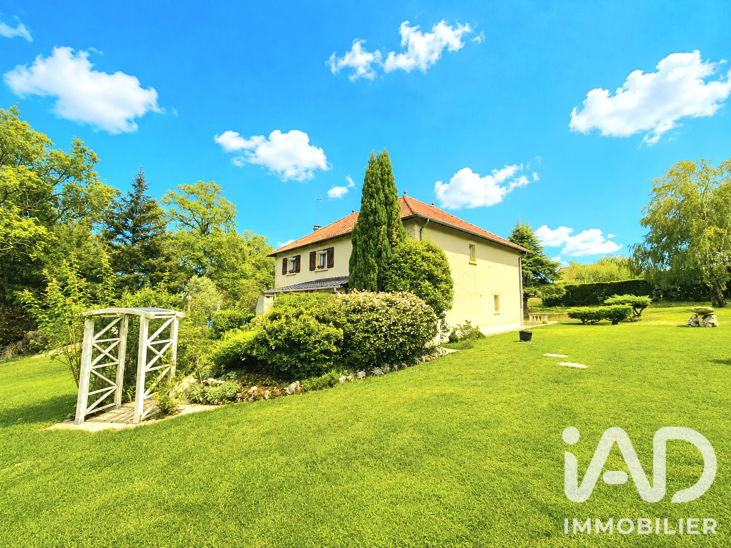 Maison à vendre, 170m², Ussac