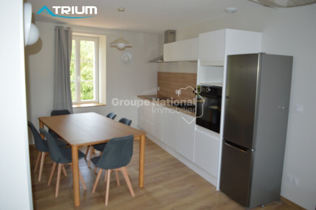 Appartement à louer, 74m², Neuville-les-Dames