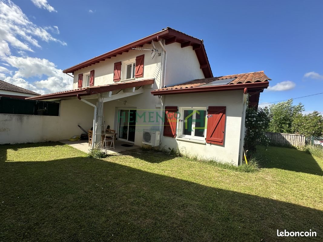 Maison à vendre, 93m², Arraute-Charritte