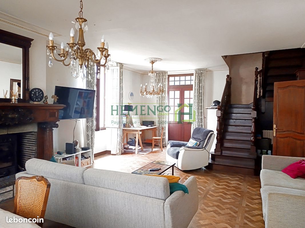 Maison à vendre, 155m², Mauléon-Licharre