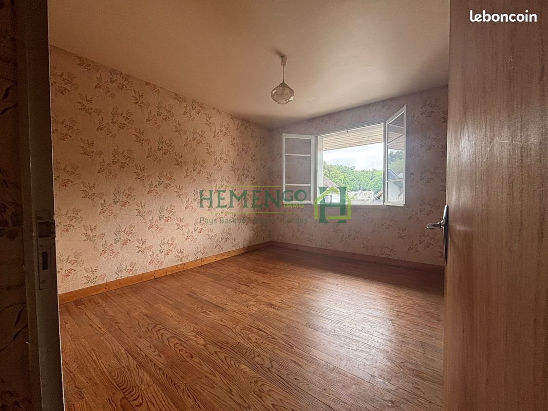 Maison à vendre, 177m², Arette