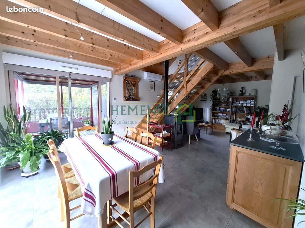 Maison à vendre, 104m², Mauléon-Licharre
