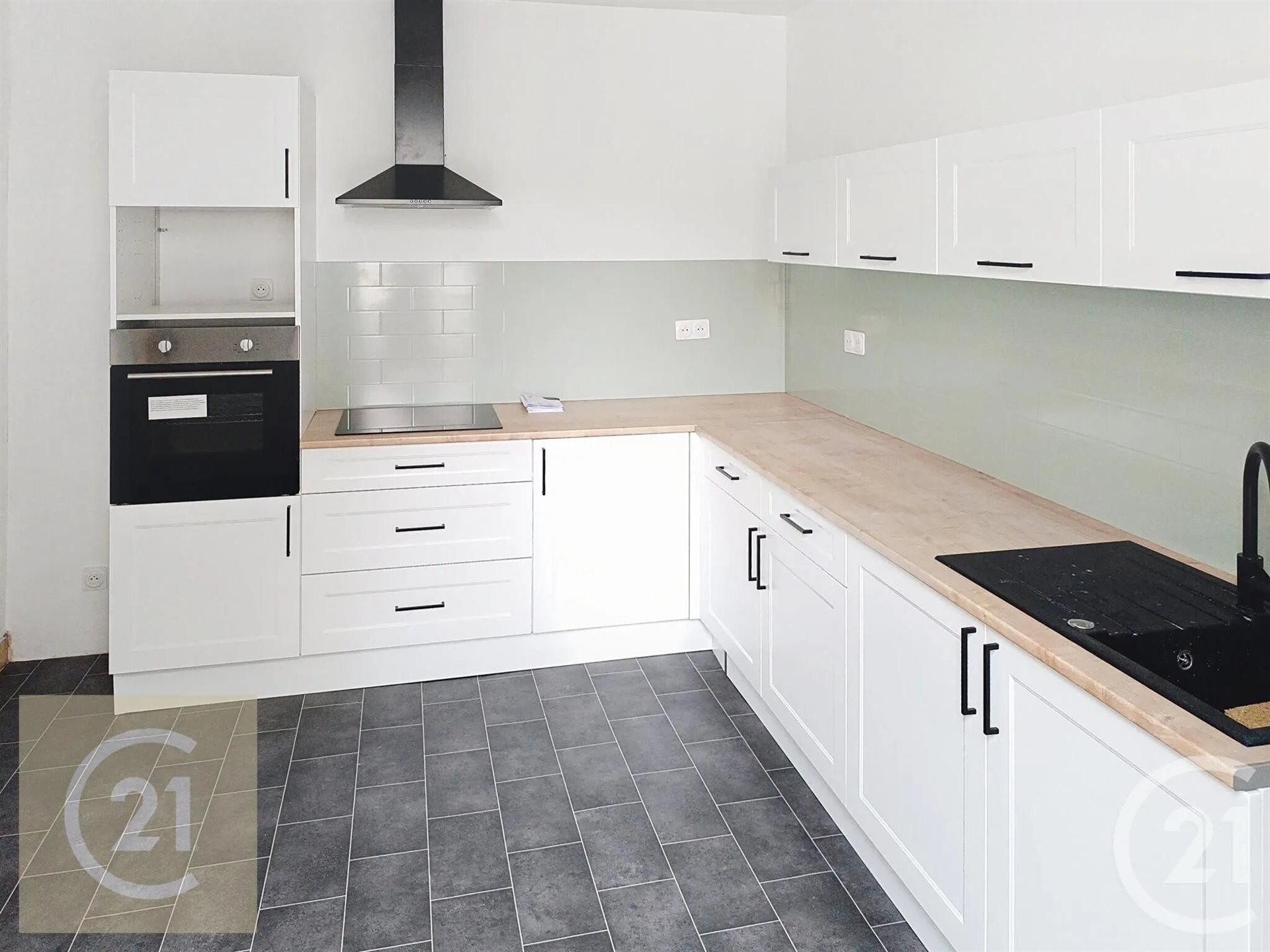 Appartement à louer, 75m², Béziers