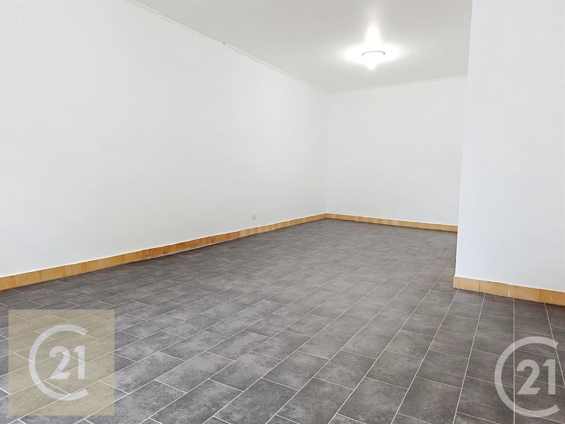 Appartement à louer, 75m², Béziers