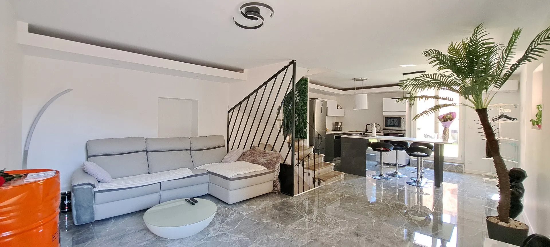 Maison à vendre, 100m², Saint-Thibéry