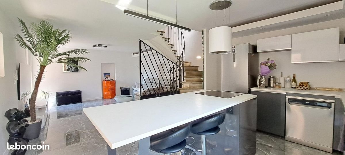 Maison à vendre, 100m², Saint-Thibéry