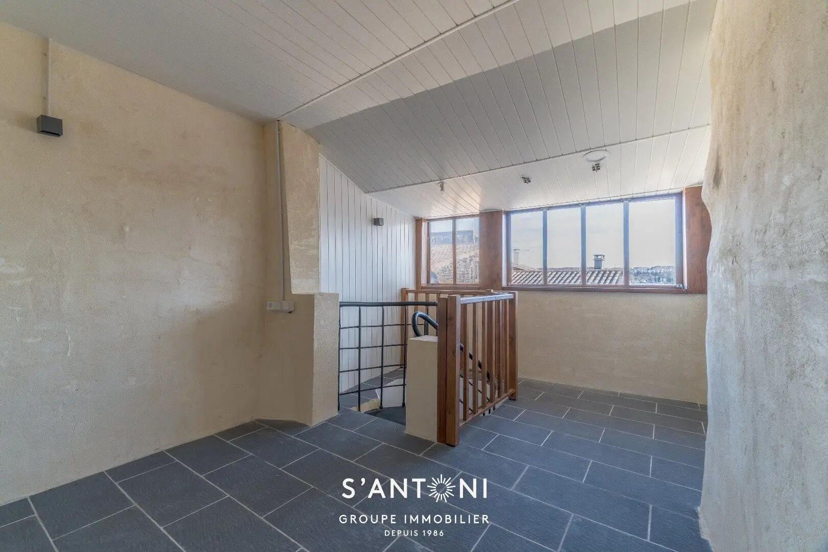 Maison à vendre, 81m², Bessan