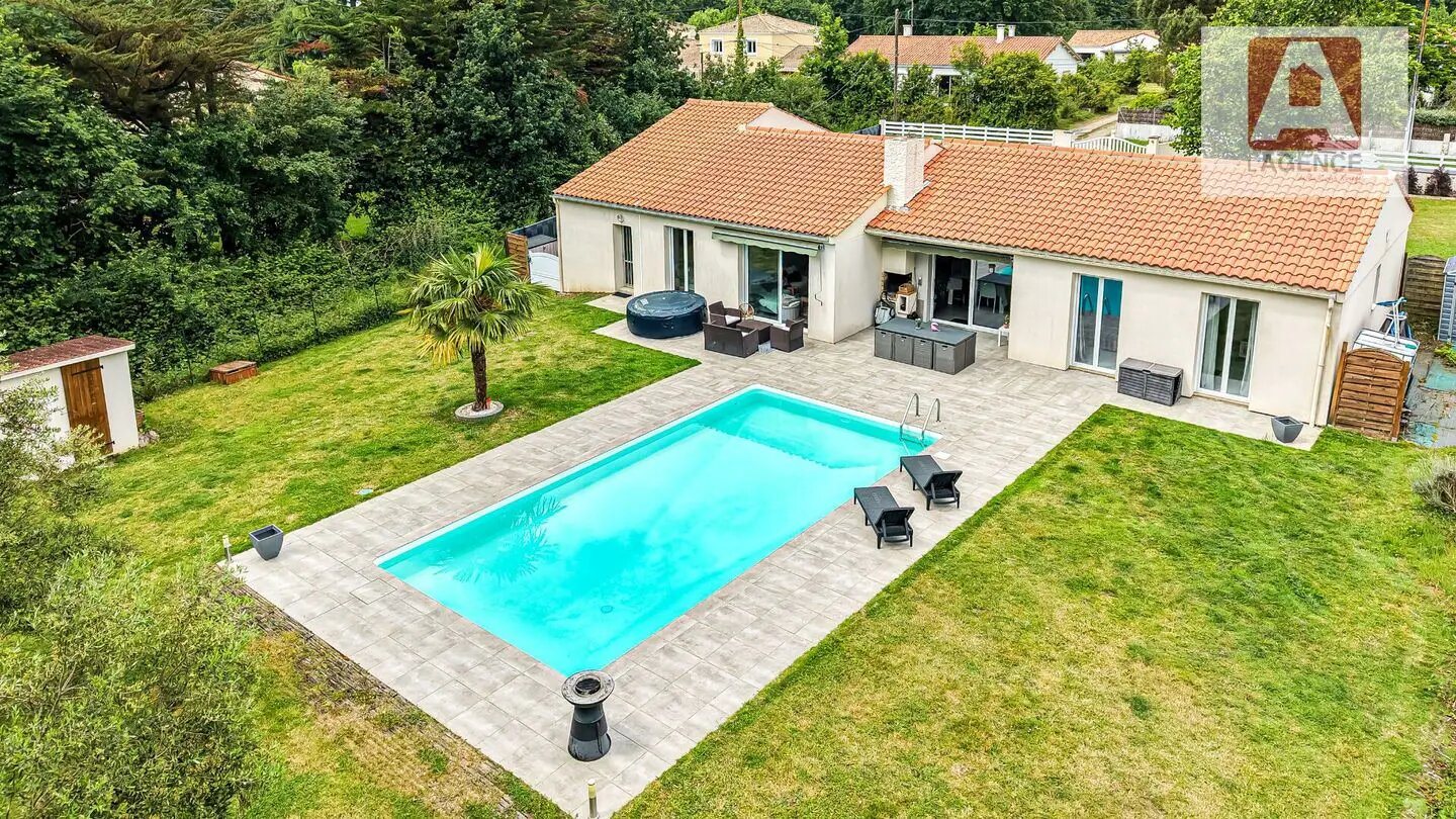 Maison à vendre, 129m², Landeronde