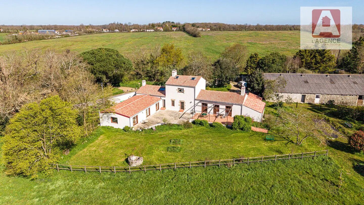 Maison à vendre, 243m², Apremont