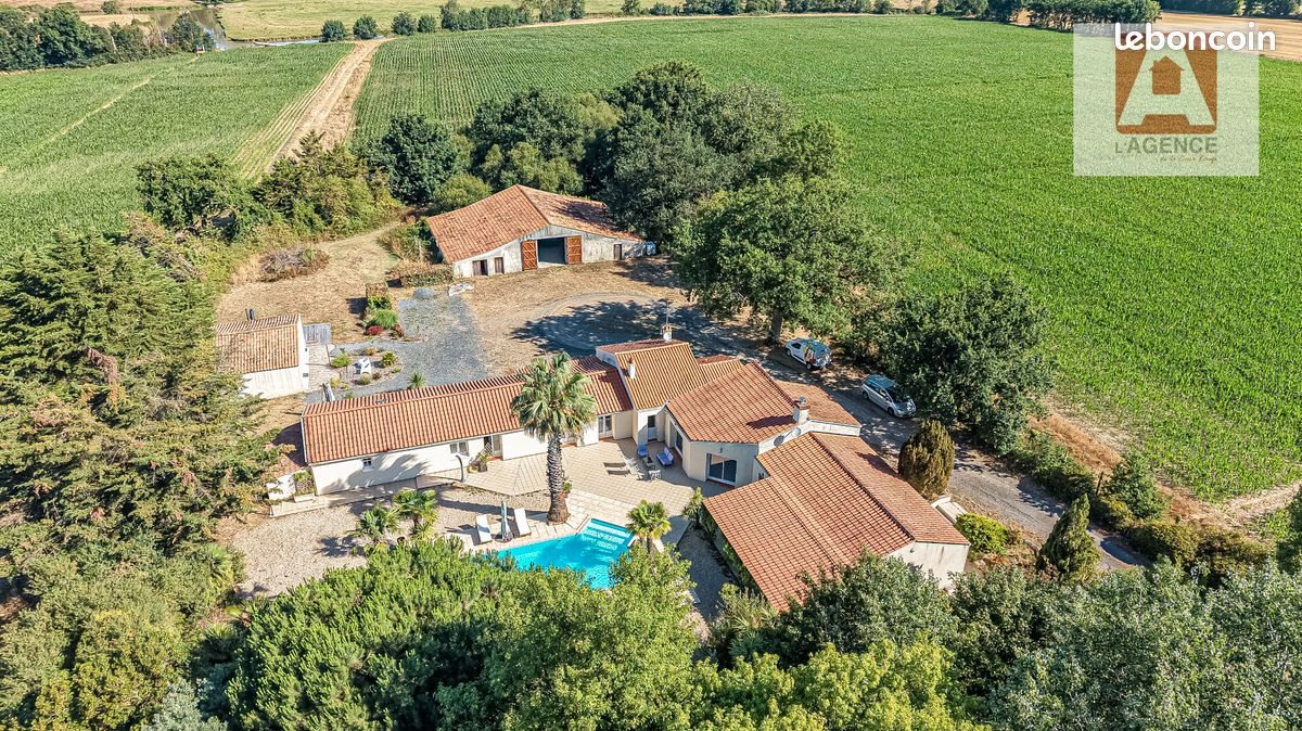 Maison à vendre, 265m², Saint-Maixent-sur-Vie