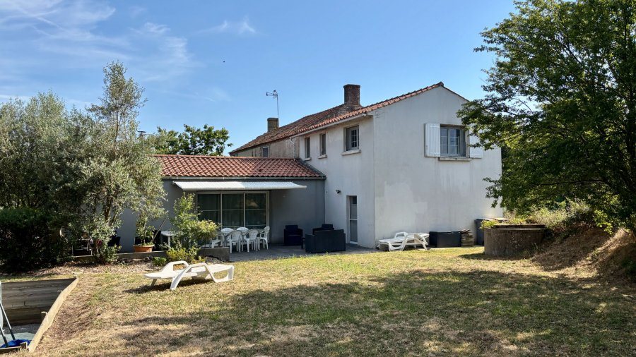Maison à vendre, 214m², L'Aiguillon-sur-Vie