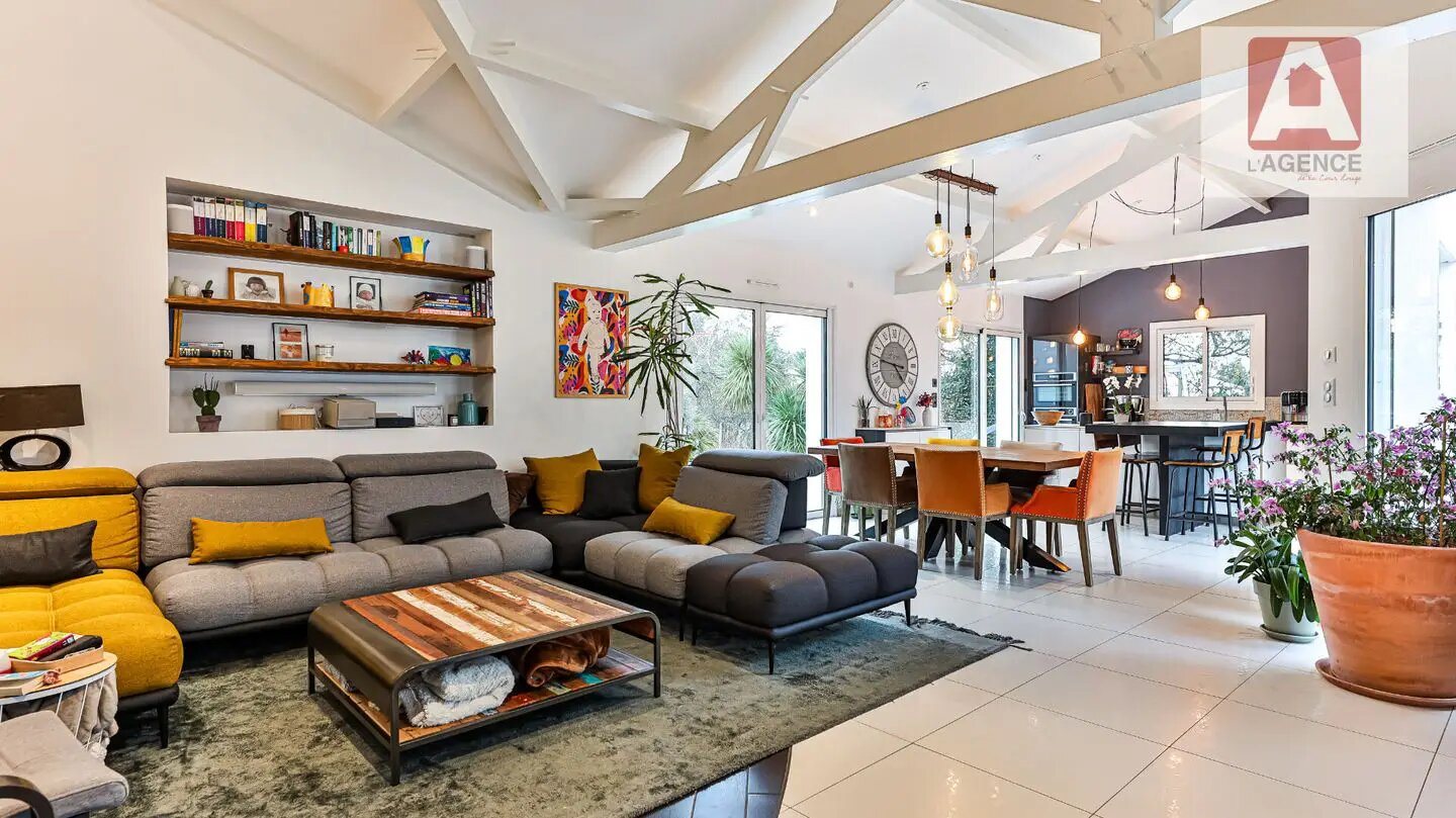 Maison à vendre, 180m², Saint-Maixent-sur-Vie