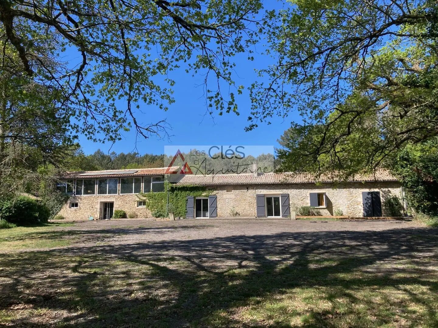 Maison à vendre, 242m², Léogeats