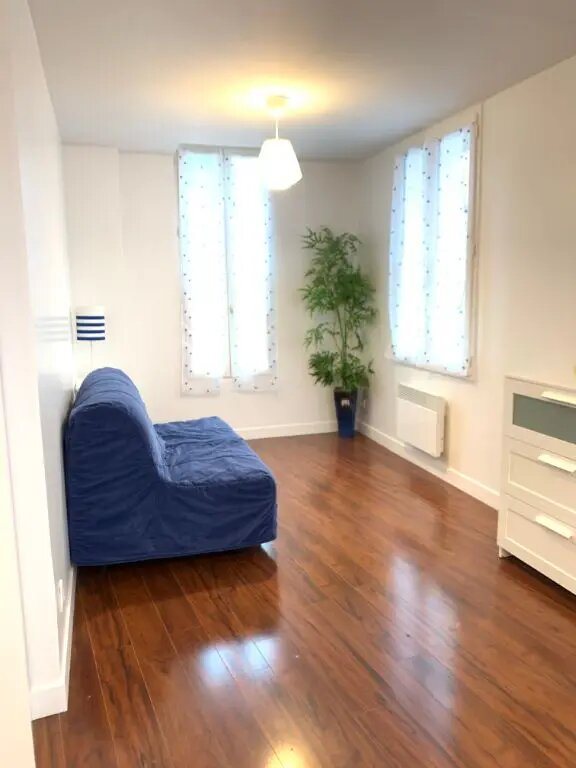 Appartement à louer, 27m², Chatou