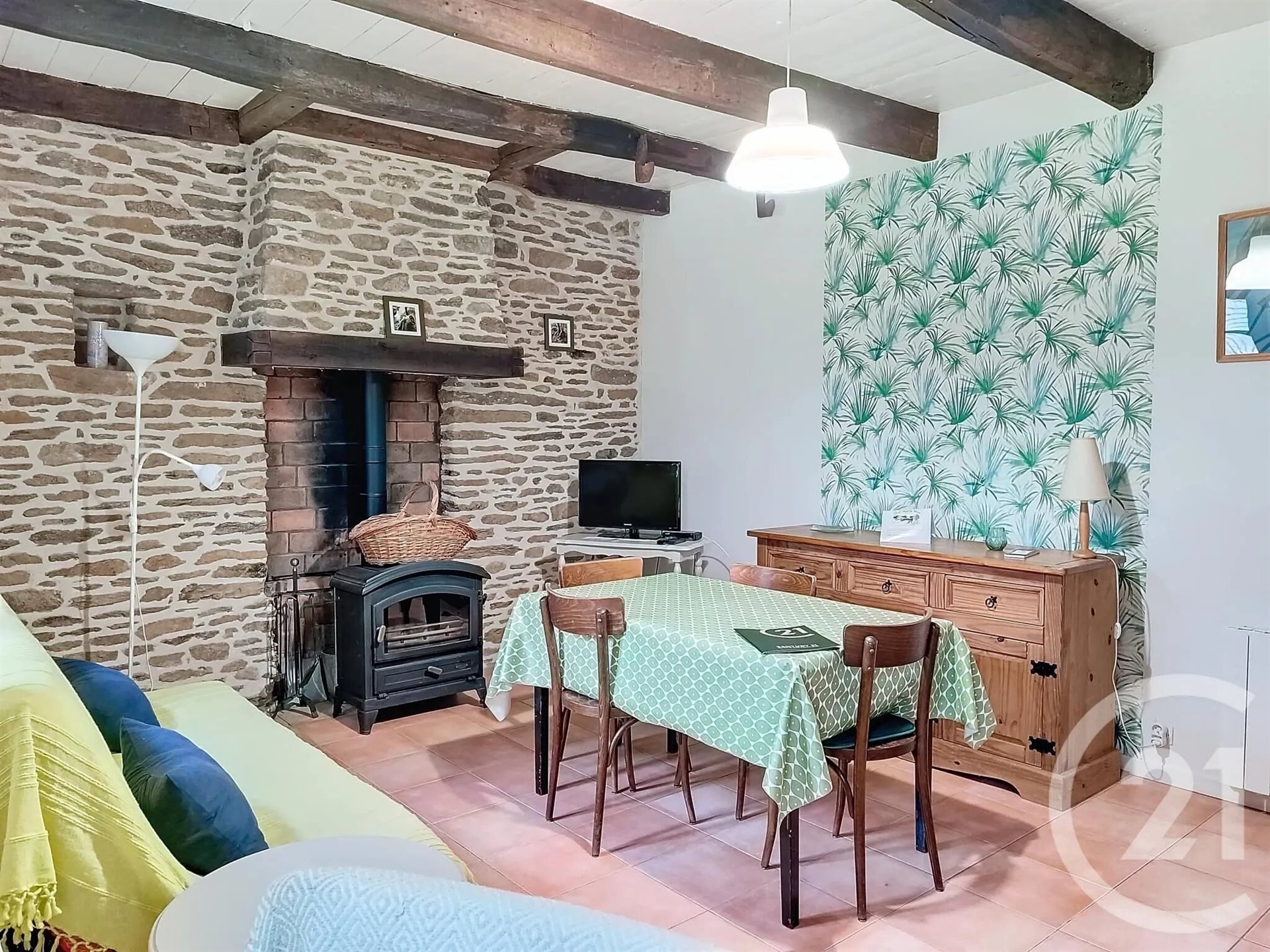 Maison à louer, 44m², Bégard