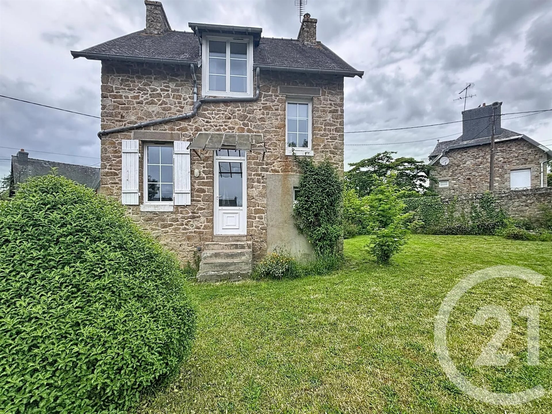 Maison à vendre, 98m², Pabu