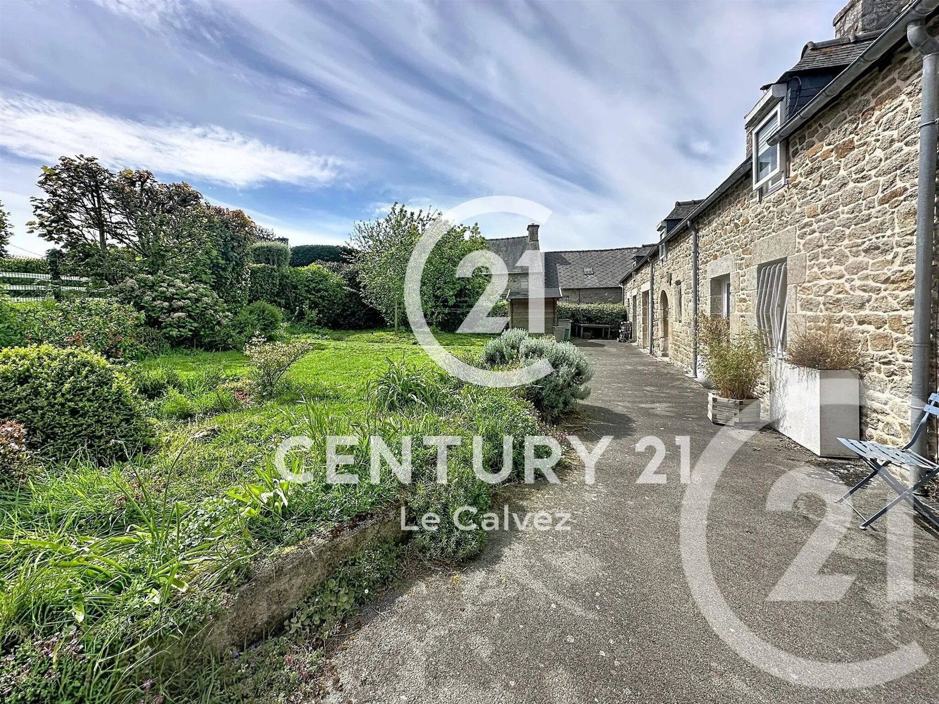 Maison à vendre, 220m², Ploumagoar
