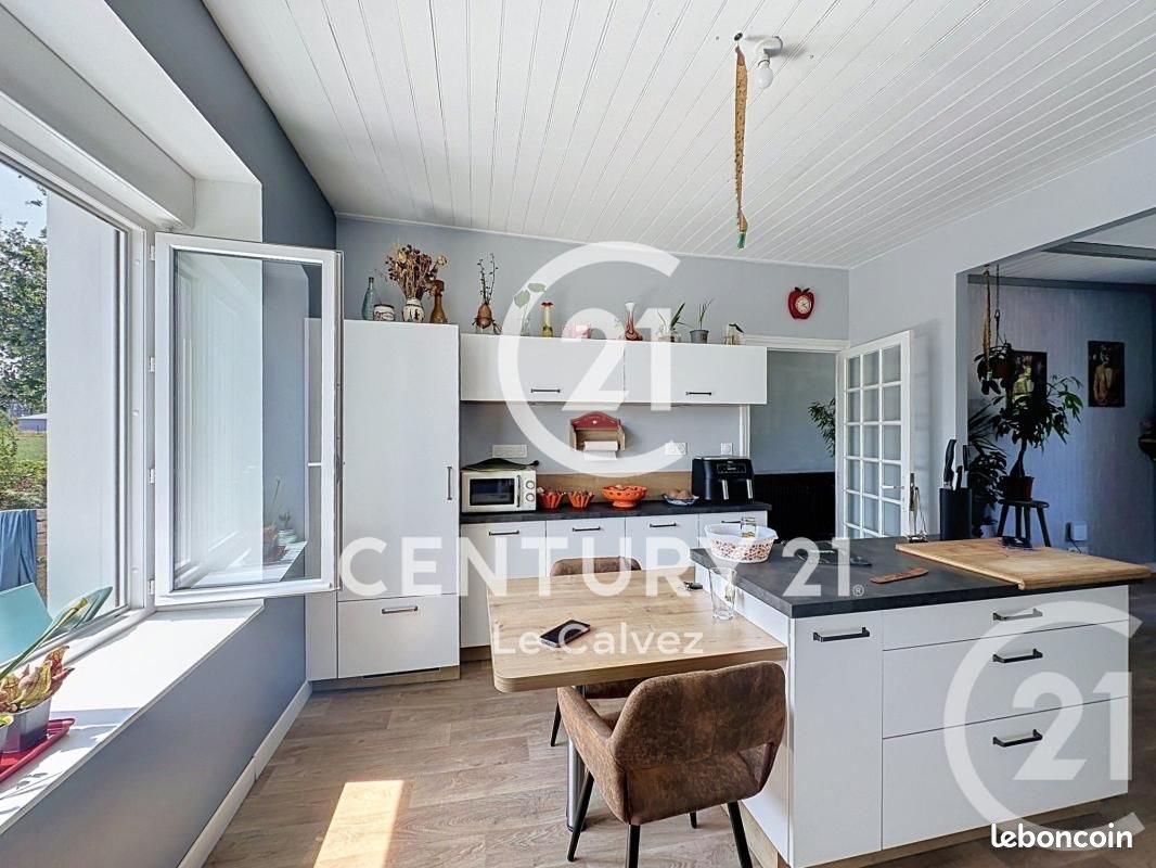 Maison à vendre, 126m², Plouisy