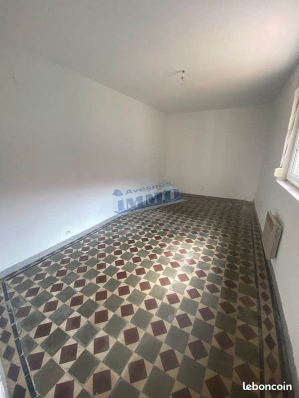 Maison à louer, 71m², Penin