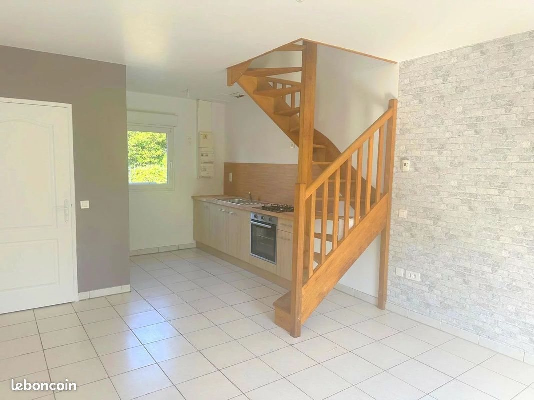 Appartement à louer, 49m², Ploumagoar