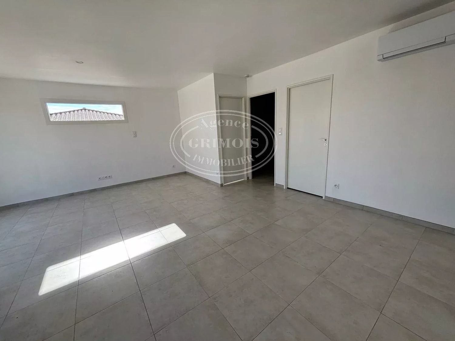 Maison à louer, 68m², Lézignan-Corbières