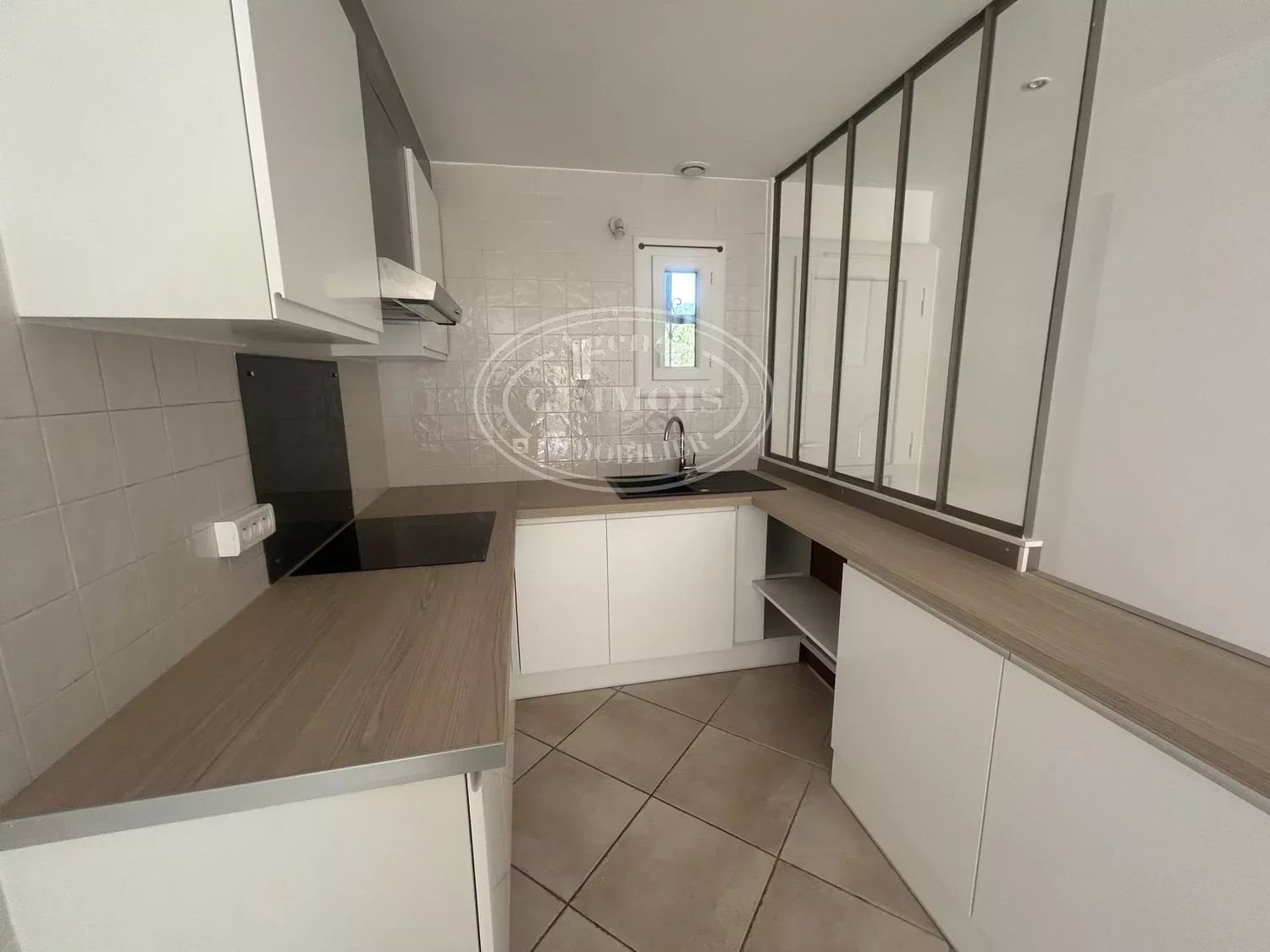 Appartement à louer, 76m², Durban-Corbières