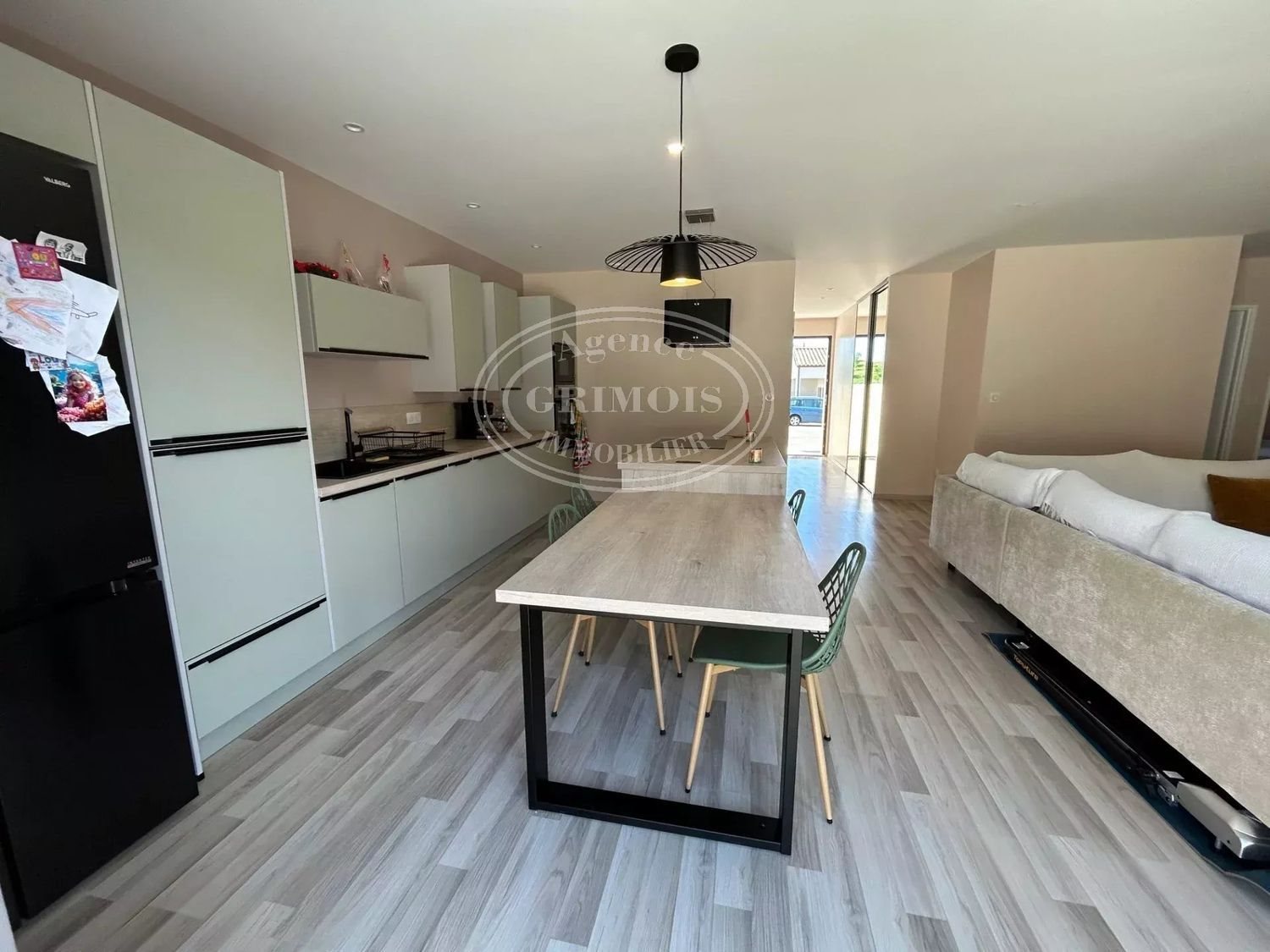 Maison à louer, 87m², Thézan-des-Corbières