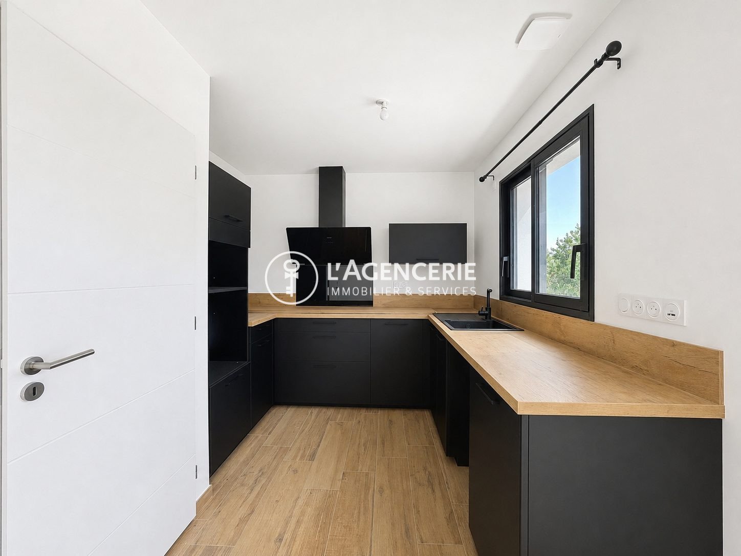 Maison à louer, 91m², Puygouzon