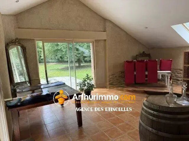 Maison à louer, 167m², Vern-sur-Seiche