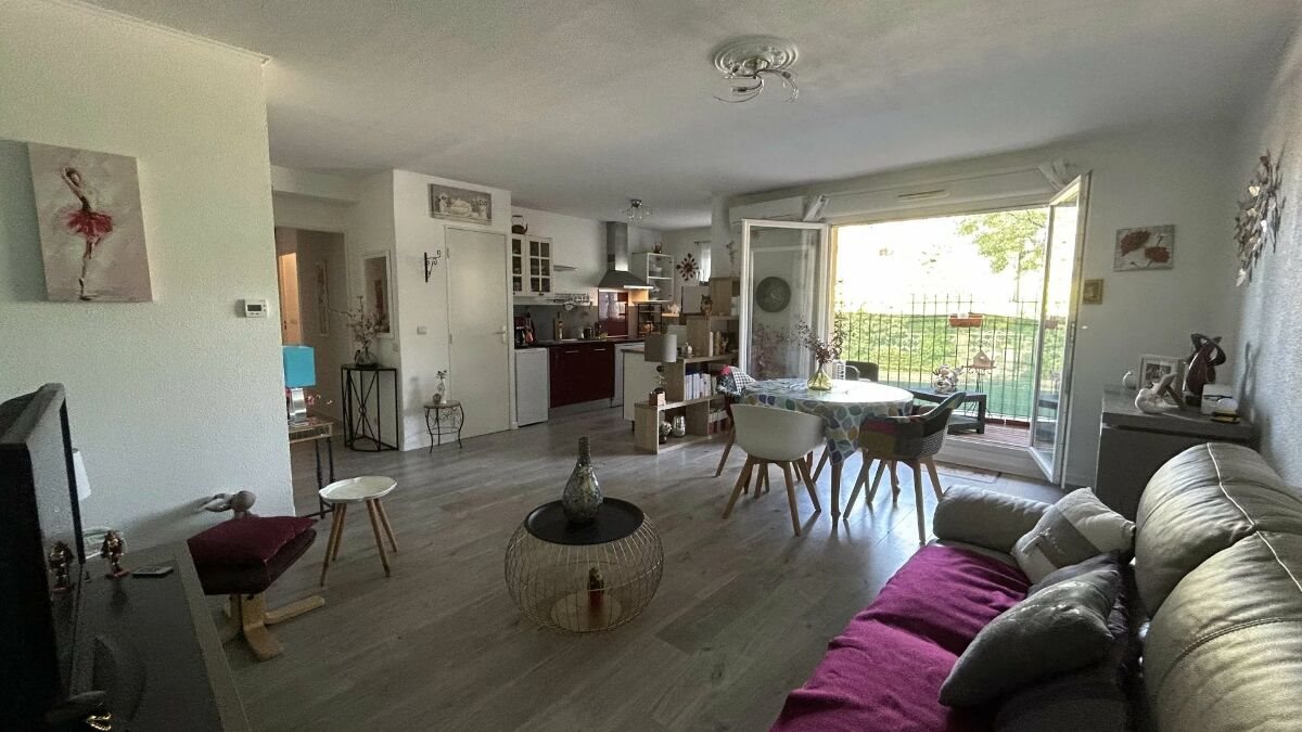 Appartement à vendre, 64m², La Roque-d'Anthéron