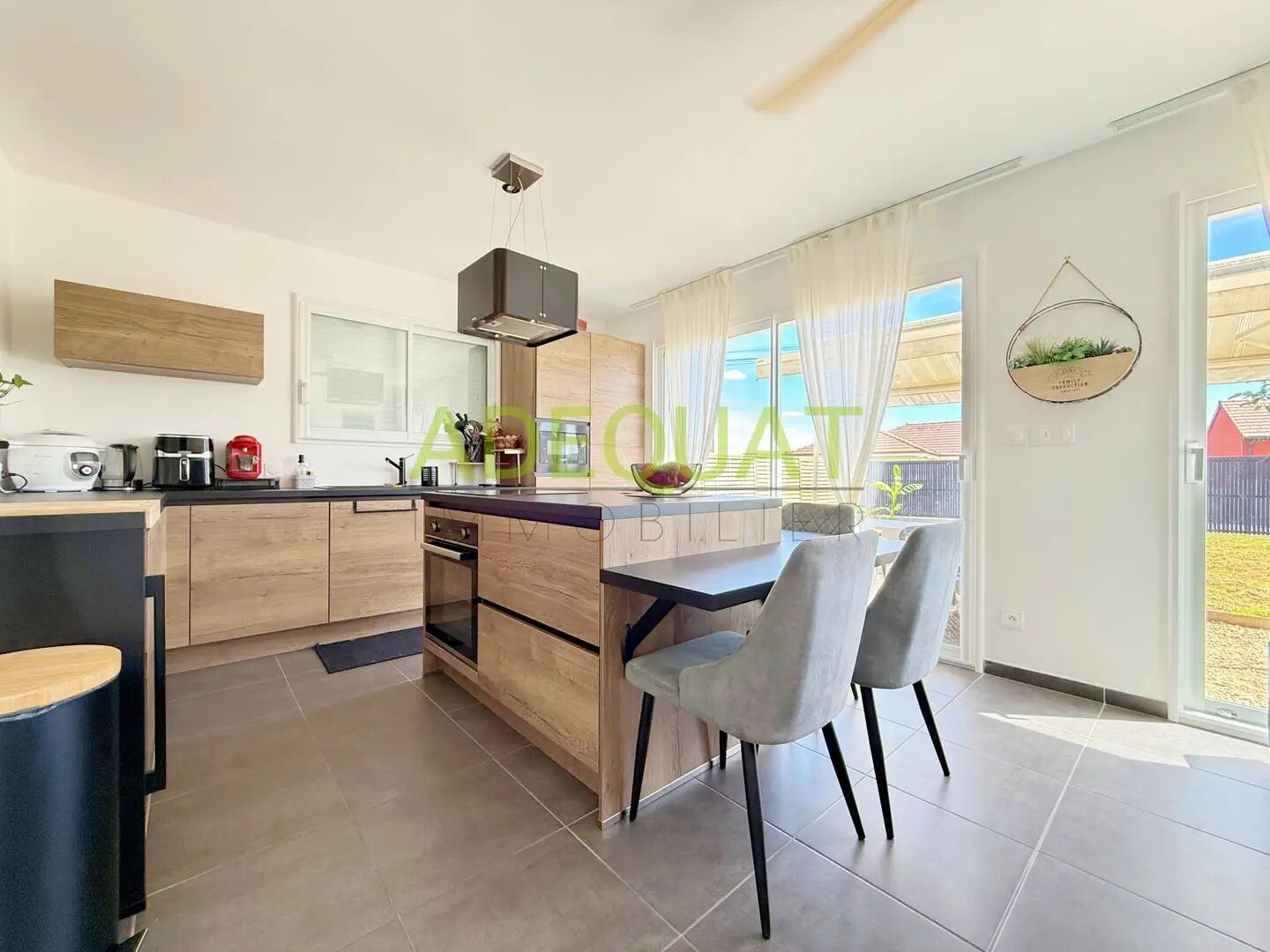 Maison à vendre, 81m², Vézeronce-Curtin