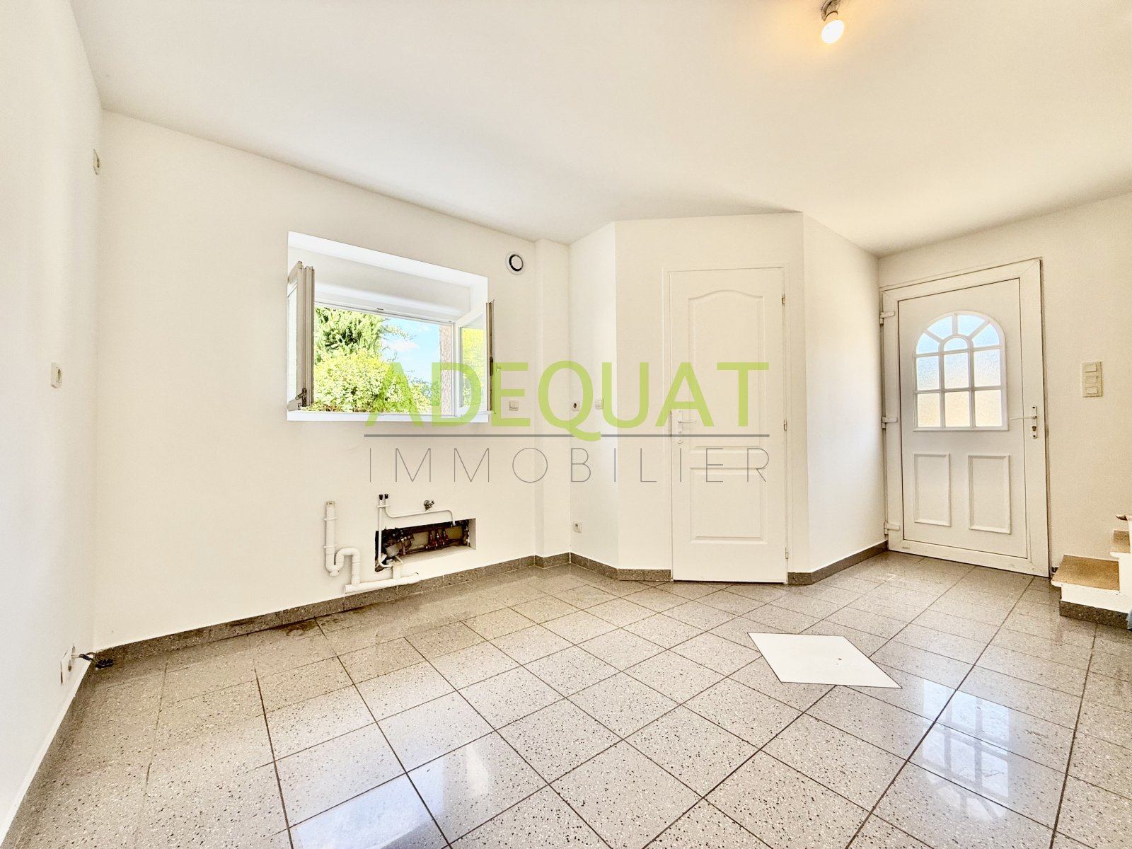 Maison à vendre, 118m², Vénérieu