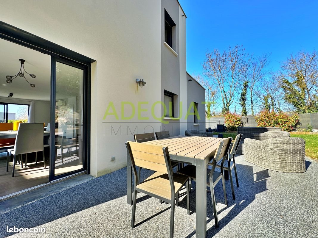 Maison à vendre, 122m², L'Isle-d'Abeau