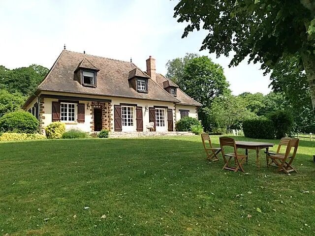 Maison à vendre, 150m², Sainte-Sabine-sur-Longève