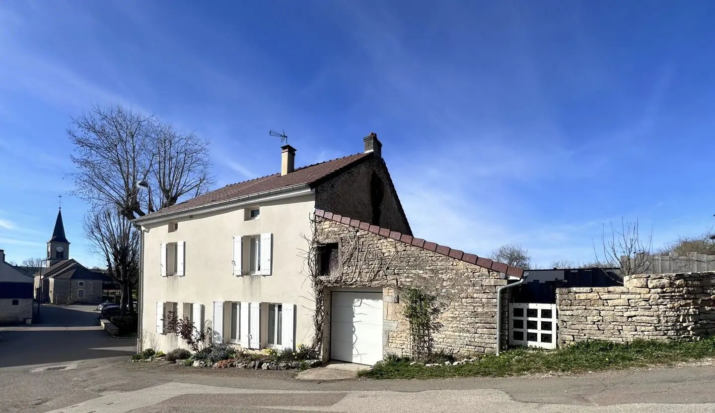 Maison à vendre, 147m², Prenois